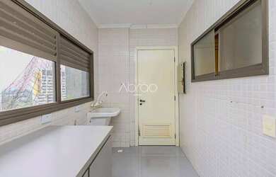 Imagem 7: Cobertura de Alto Padrão com Piscina e 4 Quartos no Ecoville 362 m²...