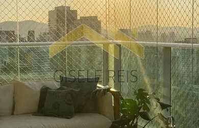 Imagem: O apartamento possui 4 Dormitórios, 4 Banheiros, 3 Vagas na