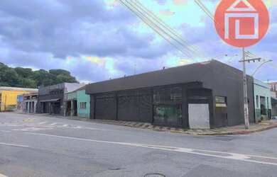 Imagem: O depósito possui 300m² de Área e está localizado em Centro