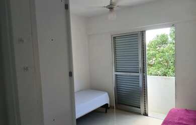 Imagem 2: Moças dividem Excelente ap700