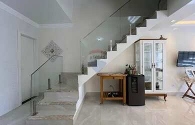 Imagem 12: Lindo Sobrado no Coração de Caiobá Praia Brava