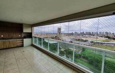 Imagem: O apartamento possui 3 Dormitórios, 5 Banheiros, 3 Vagas na