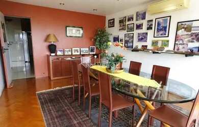 Imagem: O apartamento possui 4 Dormitórios, 4 Banheiros, 2 Vagas na