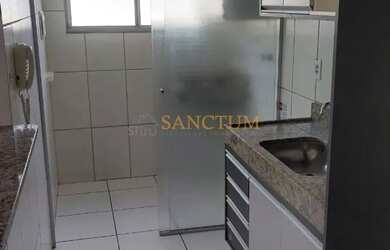 Imagem: O apartamento possui 2 Dormitórios, 1 Banheiro, 1 Vaga na garagem