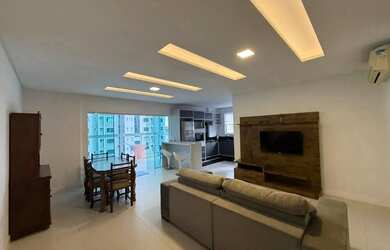 Imagem: O apartamento possui 3 Dormitórios, 4 Banheiros, 2 Vagas na