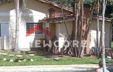 Imagem: A fazenda à venda possui 200m² de Área, Churrasqueira, Varanda