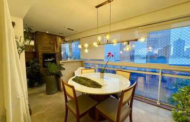 Imagem: O apartamento possui 3 Dormitórios, 4 Banheiros, 2 Vagas na