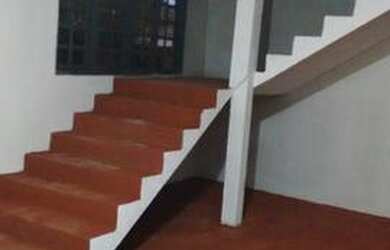 Imagem: A casa possui 4 Dormitórios, 4 Vagas na garagem e está localizado