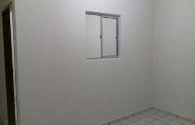 Imagem: A kitnet possui 1 Dormitório, 1 Banheiro e está localizado