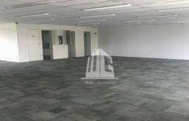 Imagem: O depósito possui 5 Vagas na garagem e 150m² de Área e está