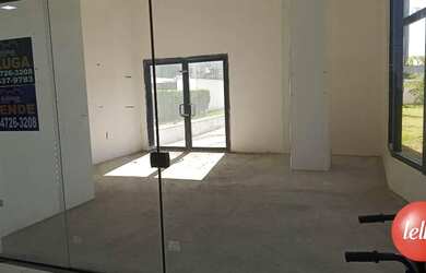 Imagem: O depósito possui 1 Vaga na garagem, 93m² de Área e está