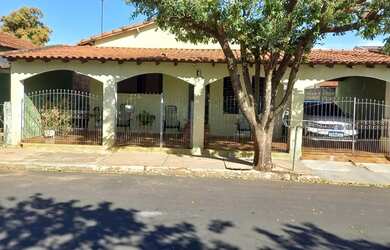 Imagem 4: Imóvel residencial AC 153m² e AT 374m² - Vila Dourado - Taiúva/SP