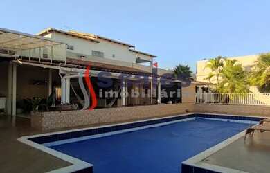 Imagem: A casa em condomínio possui 3 Dormitórios, 5 Banheiros e 500m²