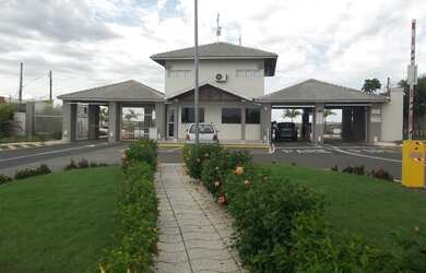 Imagem: O terreno possui 1.005m² de Área e está localizado em Parque