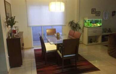 Imagem: A casa possui 3 Dormitórios, 4 Banheiros, 4 Vagas na garagem