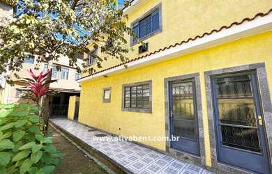 Imagem: A casa possui 2 Dormitórios, 2 Banheiros, 80m² de Área e