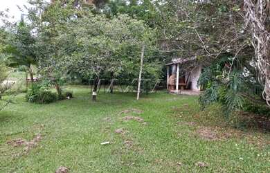 Imagem: A chácara possui 250m² de Área e está localizado em Portão