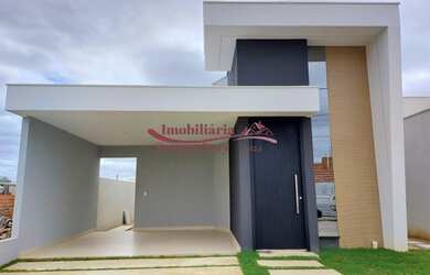 Imagem: A casa em condomínio possui 3 Dormitórios, 2 Banheiros, 2