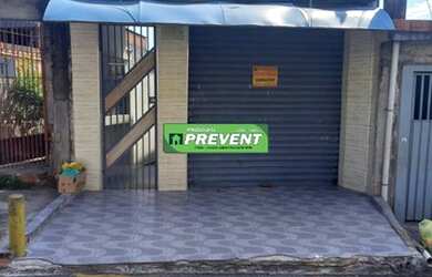 Imagem: A casa possui 4 Dormitórios, 3 Banheiros, 1 Vaga na garagem