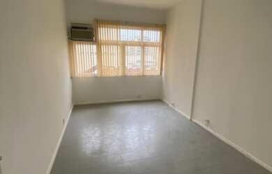 Imagem: O depósito possui 31m² de Área e está localizado em Flamengo