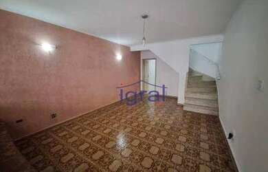 Imagem: A casa possui 3 Dormitórios, 2 Banheiros, 1 Vaga na garagem