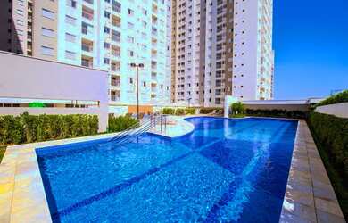 Imagem: O apartamento possui 2 Dormitórios, 1 Banheiro, 1 Vaga na garagem