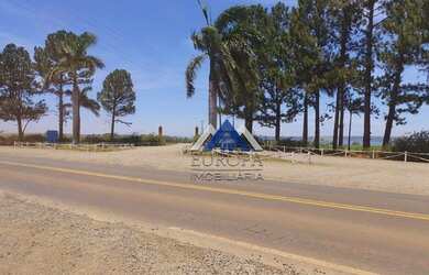 Imagem: A chácara possui 244m² de Área, Churrasqueira, Piscina, Área