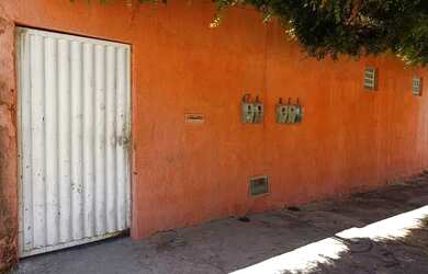 Imagem: A casa possui 1 Dormitório, 1 Banheiro e 30m² de Área e está