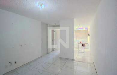 Imagem: O apartamento possui 2 Dormitórios, 1 Banheiro, 2 Vagas na