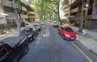 Imagem 2: Apartamento com 2 dormitórios à venda, 60 m² por R$ 900.000 - Leblon...