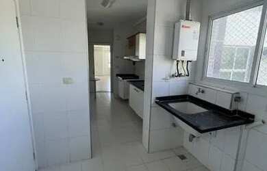 Imagem 5: Mansão Lauro Porto -. Varanda, Guarda roupa, 137m² de Áreae2 Vagas...