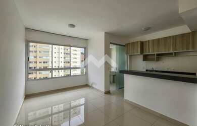 Imagem: O apartamento possui 2 Dormitórios, 2 Banheiros, 2 Vagas na