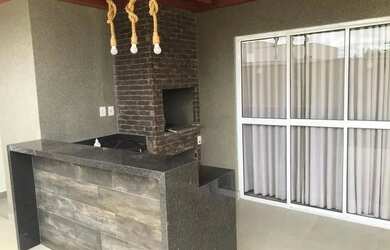 Imagem: A casa em condomínio possui 3 Dormitórios, 3 Banheiros, 2