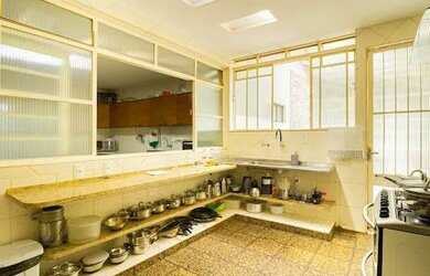 Imagem 7: Aluguel. 560-0m² de Área, 2 Vagas na garageme4 Dormitórios