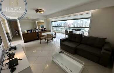 Imagem: O apartamento possui 4 Dormitórios, 5 Banheiros, 3 Vagas na