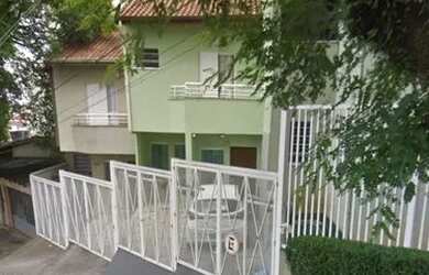 Imagem: A casa em condomínio possui 3 Dormitórios, 3 Banheiros, 2