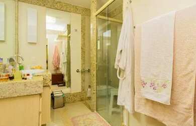 Imagem 11: Aluguel. 560-0m² de Área, 2 Vagas na garageme4 Dormitórios