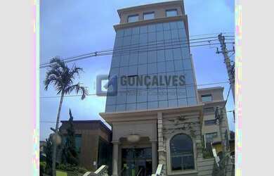 Imagem: O depósito possui 5 Vagas na garagem, 330m² de Área e está