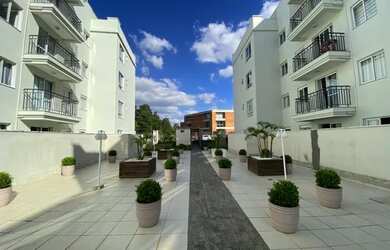 Imagem: O apartamentoe possui 2 Dormitórios, 1 Banheiro, 1 Vaga na