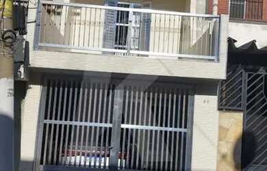 Imagem: A casa possui 3 Dormitórios, 2 Banheiros, 1 Vaga na garagem