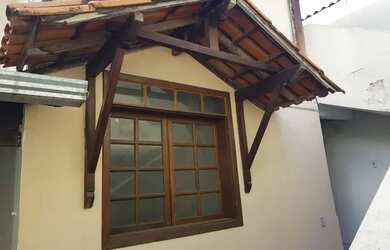 Imagem: A casa possui 2 Dormitórios, 1 Banheiro, Imóvel novo e está