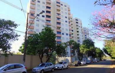 Imagem: O apartamento possui 3 Dormitórios, 1 Banheiro e 67m² de Área