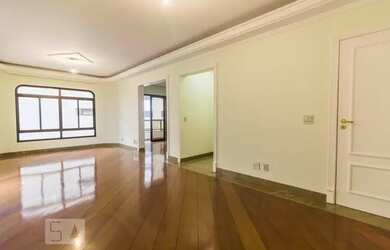 Imagem: O apartamento possui 4 Dormitórios, 3 Banheiros, 4 Vagas na