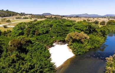Imagem: A fazenda possui 1.000m² de Área e está localizado em Setor