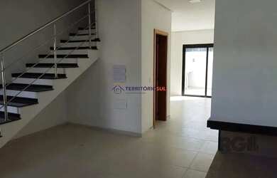 Imagem 4: Casa em Hípica. Churrasqueira, Lareira, 1 Vaga na garageme3 Dormitórios