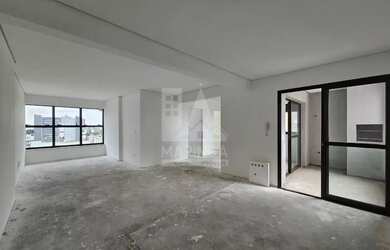 Imagem: O apartamento possui 2 Dormitórios, 2 Banheiros, 3 Vagas na