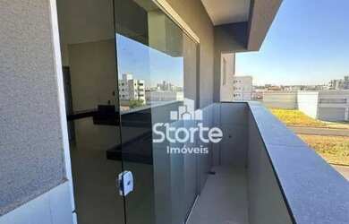 Imagem: O apartamento possui 3 Dormitórios, 3 Banheiros, 2 Vagas na