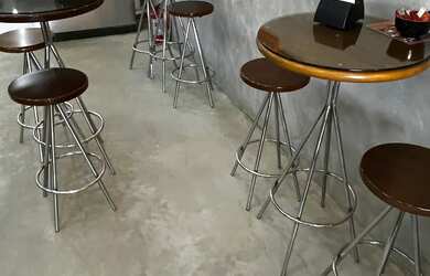 Imagem 6: Loja de utilidades e padaria