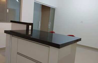 Imagem 13: CASA EM CONDOMÍNIO. Piscina, Churrasqueira, Varandae110m² de Área