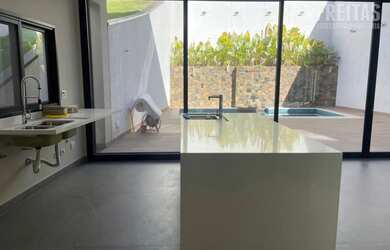 Imagem 3: CASA A VENDA OU LOCAÇÃO EM ALPHAVILLE - RESIDENCIAL ALPHA SÍTIO